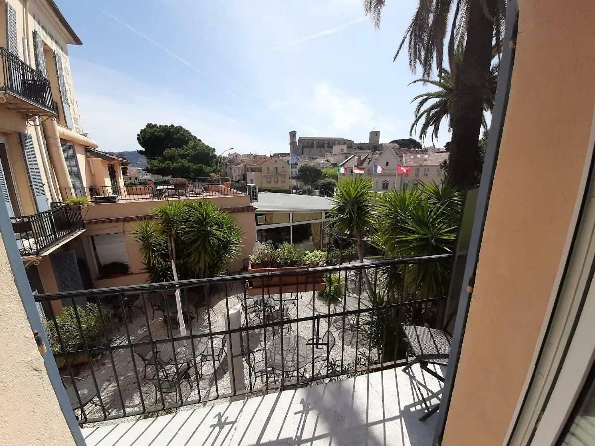 Hotel L'Olivier - Piscine & Parking Cannes