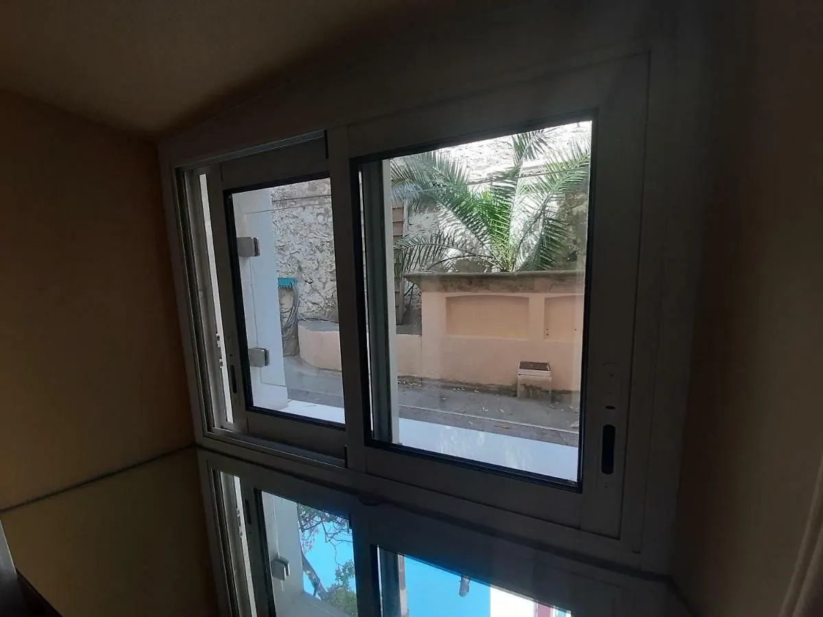 Hotel L'Olivier - Piscine & Parking Cannes 3*,  France