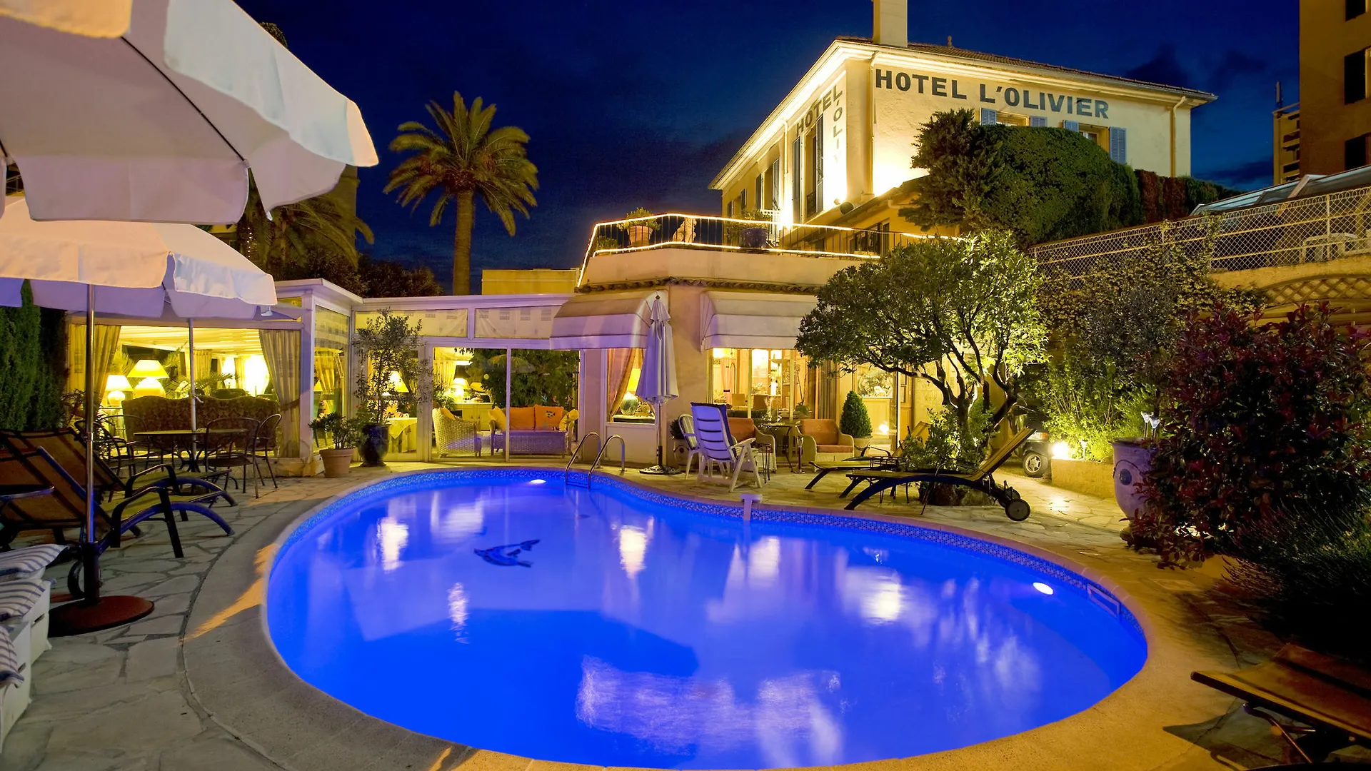 Hotel L\'Olivier - Piscine & Parking contacts