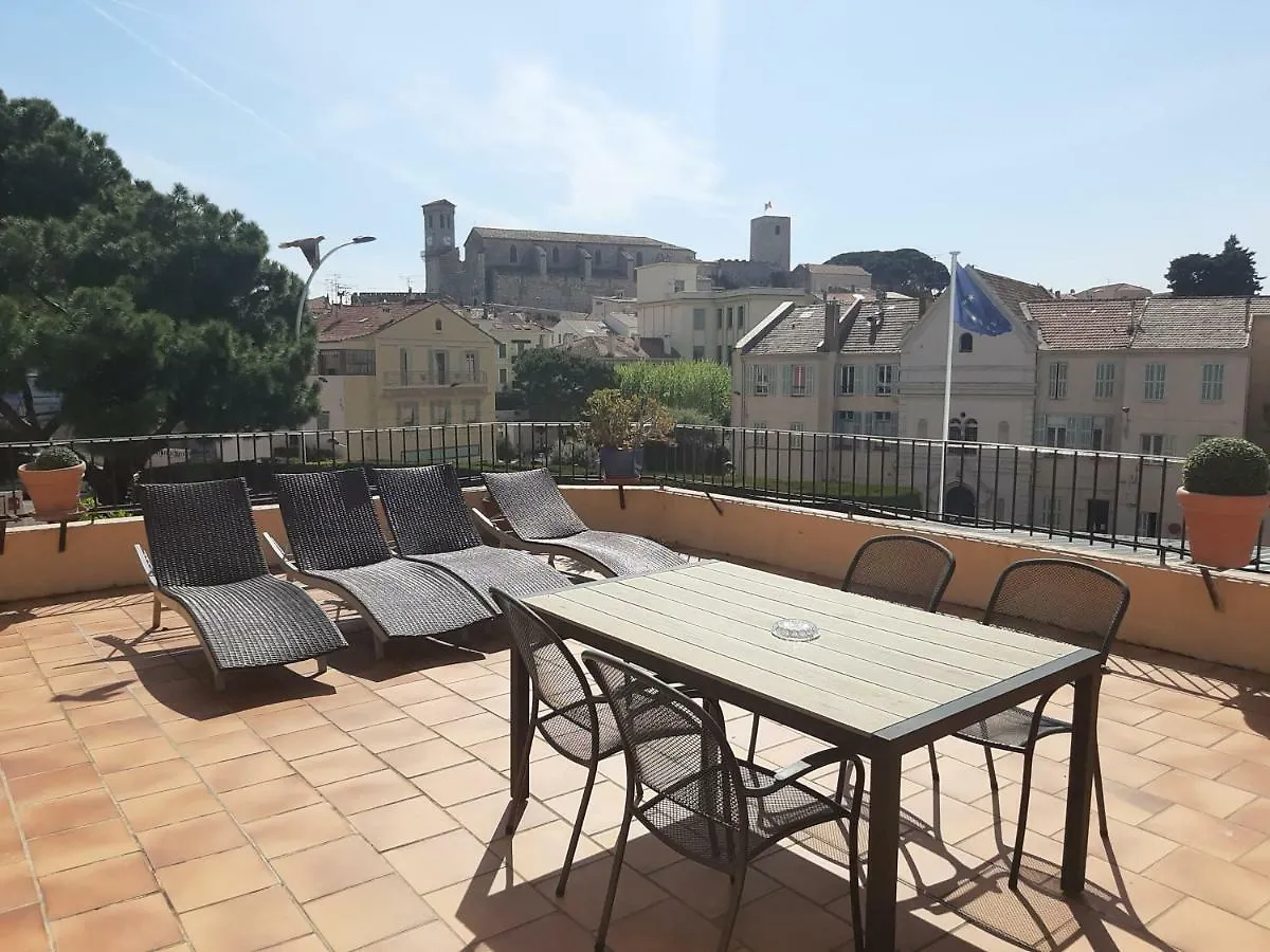 Hôtel Olivier Cannes 3*,