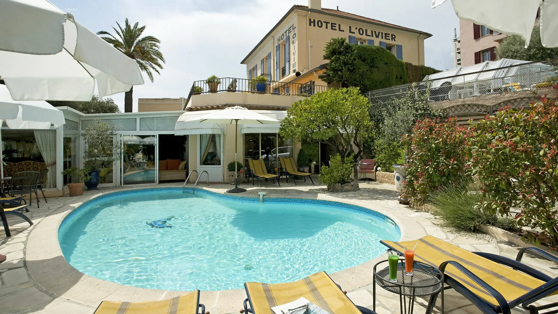 Hôtel Olivier Cannes 3*,